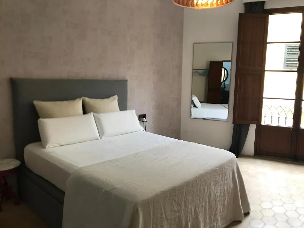 Ribellino Apartment - Dog Admiral Urban Guest House Palma de Mallorca 0*,  Spain