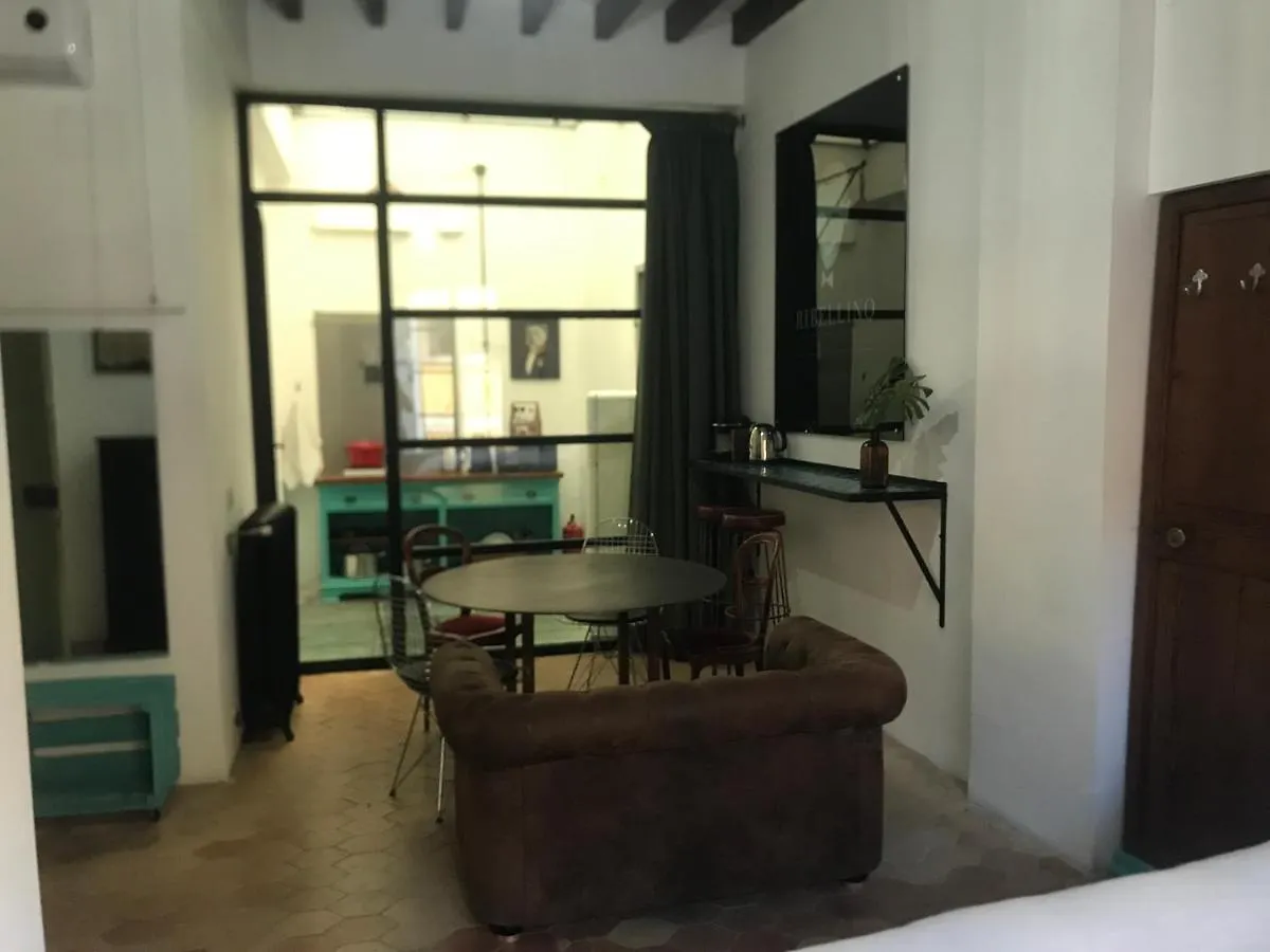 Ribellino Apartment - Dog Admiral Urban Guest House Palma de Mallorca Spain